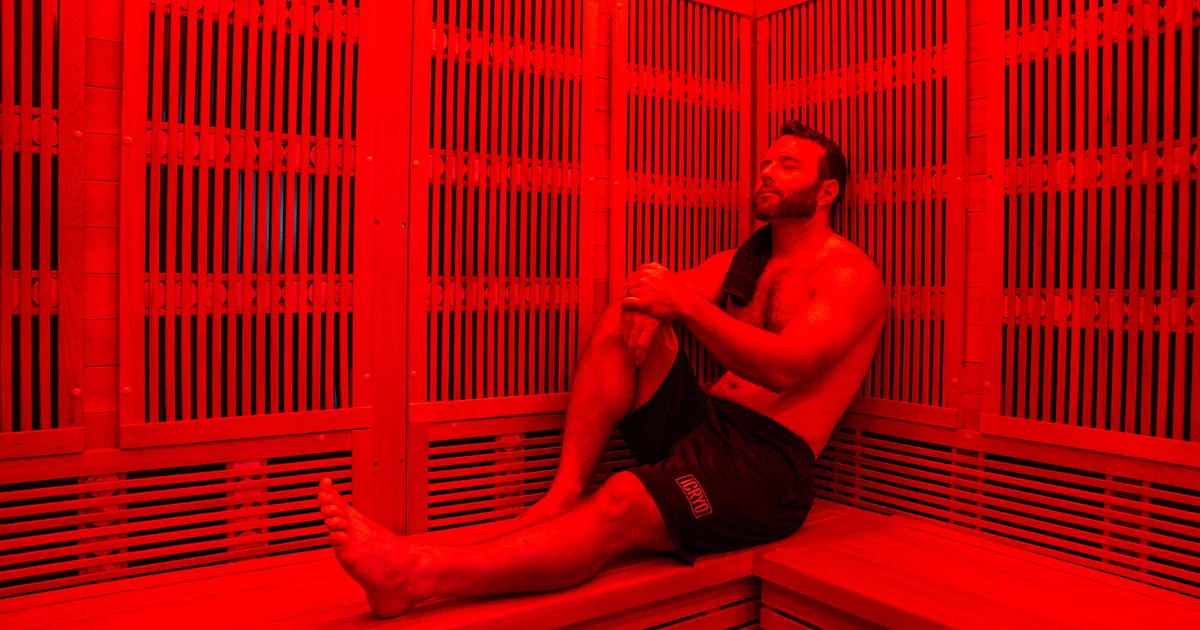 Infrared sauna compared with a traditional sauna at iCRYO Daniel Island
