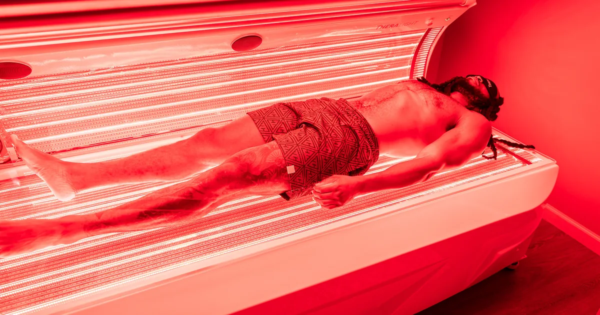Red light therapy for sun-damaged skin at iCRYO Daniel Island in Charleston, SC