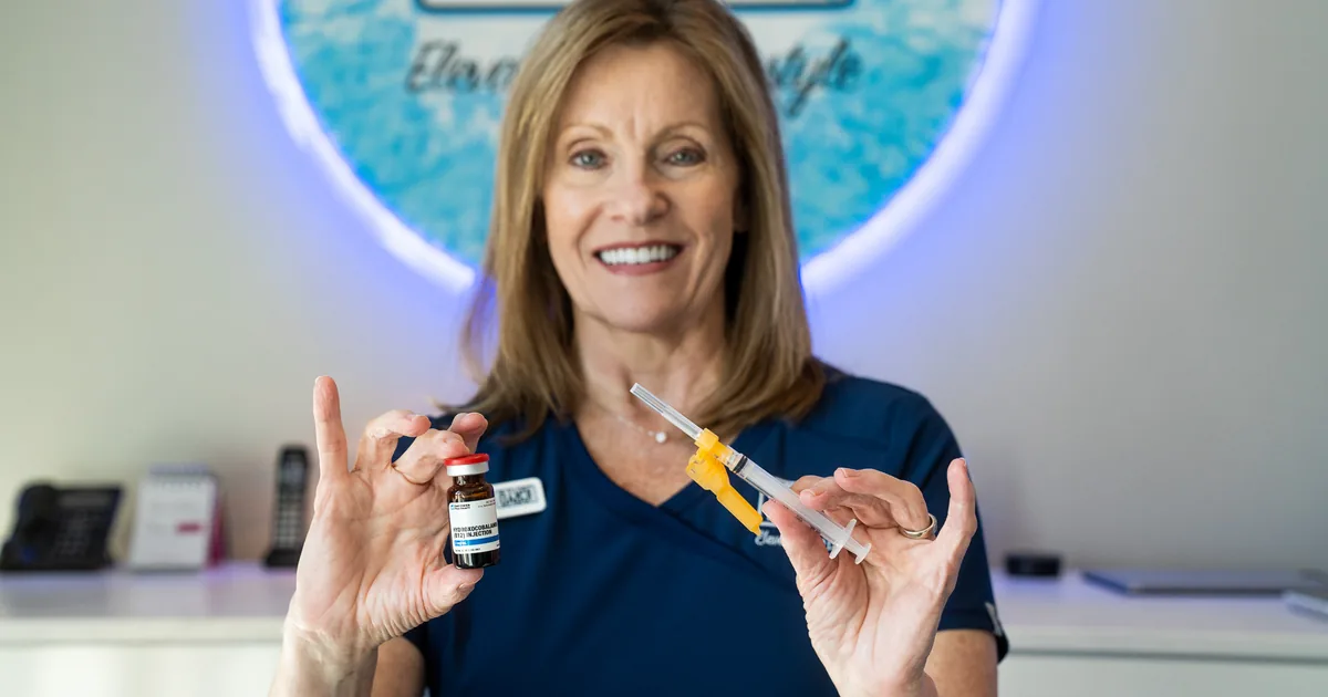 Quick IM vitamin shot injection at iCRYO Daniel Island in Charleston, SC